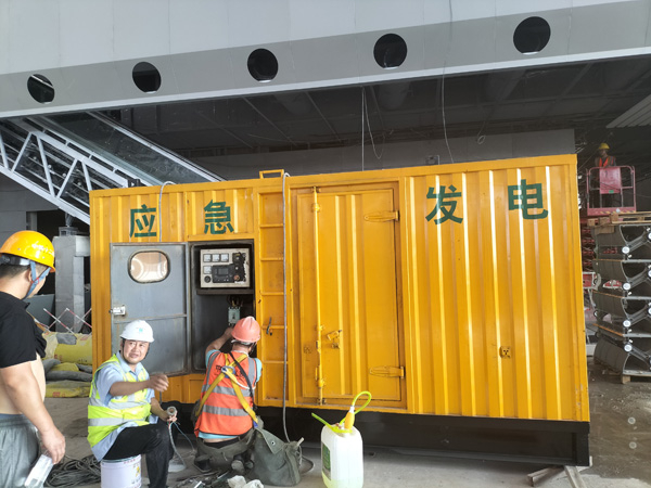 苏家屯怎样判断空气滤清器是否需要更换？